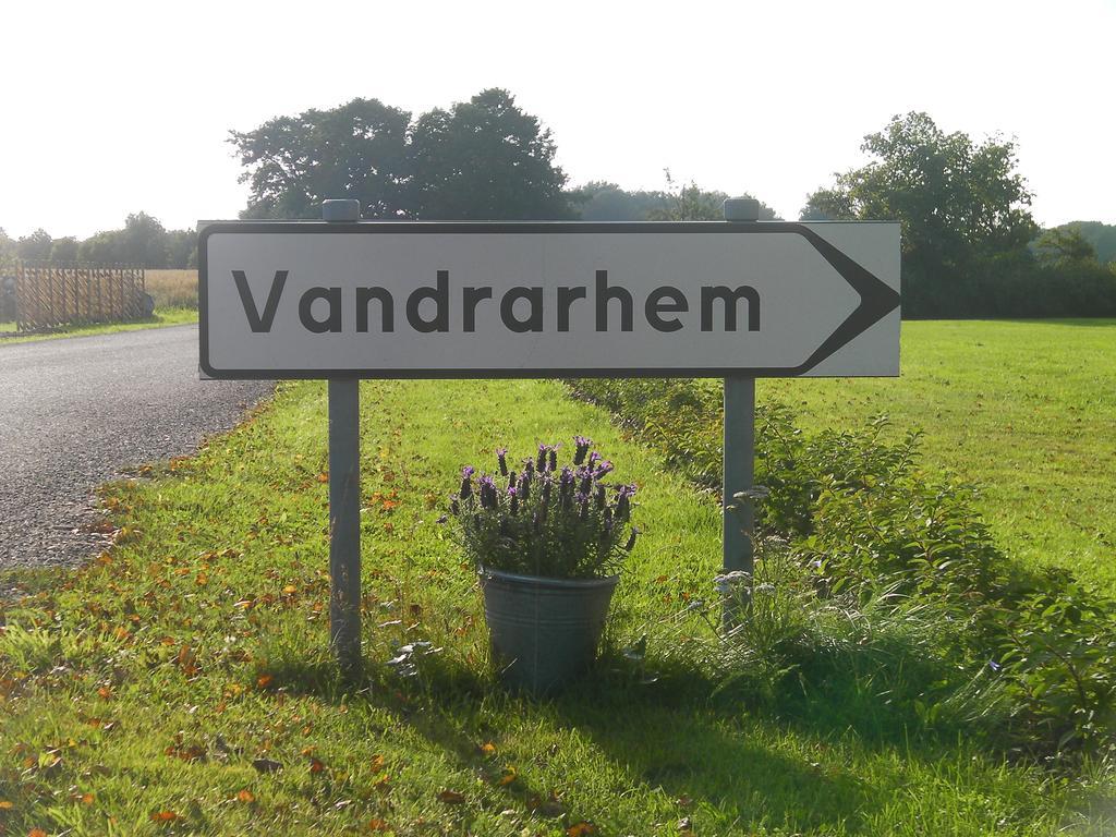 Bjoerkaengs Vandrarhem Tvååker Kültér fotó