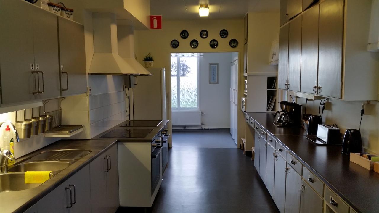 Bjoerkaengs Vandrarhem Tvååker Kültér fotó